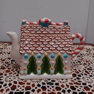 Vintage TEA POT Gingerbread House Tea Pot Christmas trees